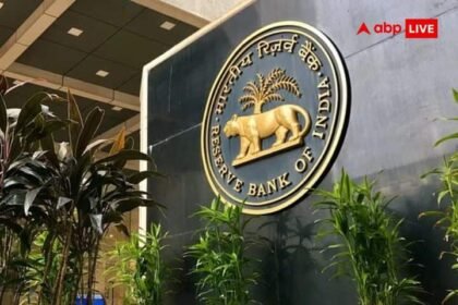 RBI Proposes Tighter Norms For Housing Finance Companies HFCs Without Investment Grade Credit Rating Would Not Be Raise Public Deposits