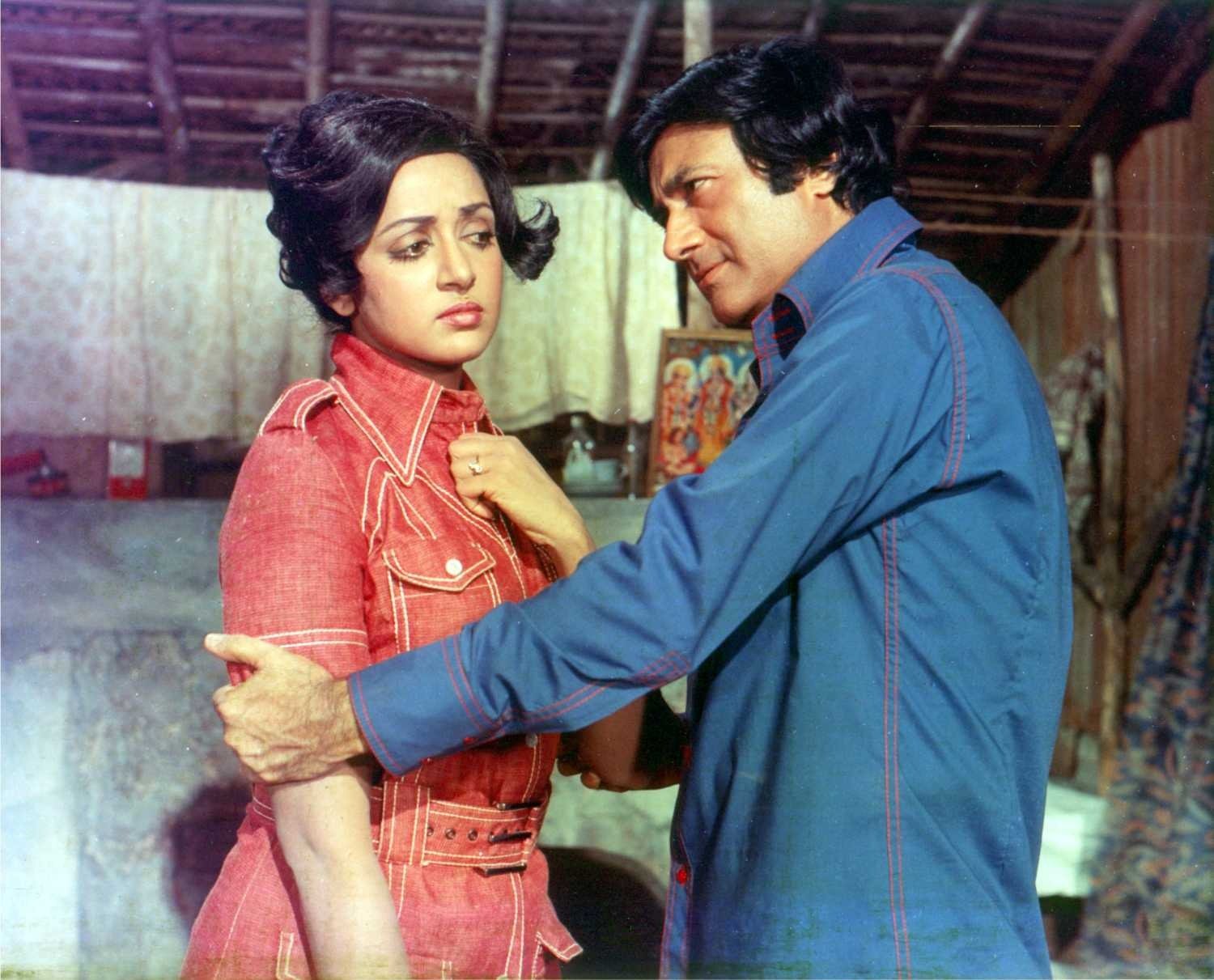 Hema Malini was sweating while doing this scene with Dev Anand! The Dream Girl was in such a state due to shame