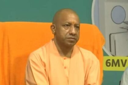 CM Yogi Adityanath says there should be feeling of compassion toward patients and passion to serve ann UP News: