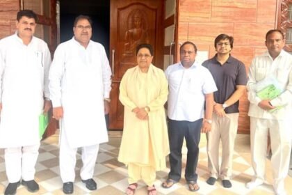 Haryana Assembly Election 2024 INLD BSP will form Alliance Abhay Singh Chautala met Mayawati हरियाणा विधानसभा चुनाव में INLD-BSP करेंगी गठबंधन, सीट शेयरिंग को लेकर बनाया ये प्लान