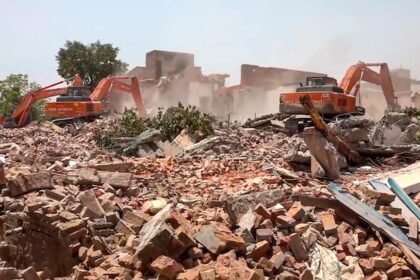 Lucknow 1000 houses built on the banks of Kukrail river will be demolished Ann लखनऊ में फिर टूटेंगे एक हजार मकान! अकबरनगर के बाद कुकरैल नदी के इन इलाकों में चलेगा बुलडोजर